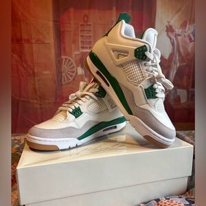 Nike SB Air Jordan 4 Retro SP “Sail / White / Pine Green” — NIB